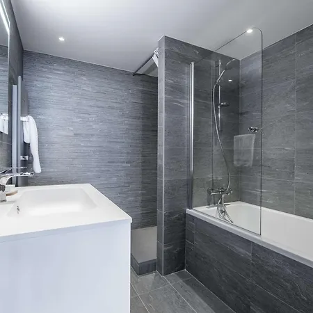 1550 - 6/7 Pers. Avec Wi-fi, Animaux Admis, Parking - Fr-1-631-202 * Куршевель